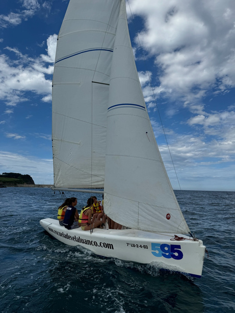 Aventura Mar campamento